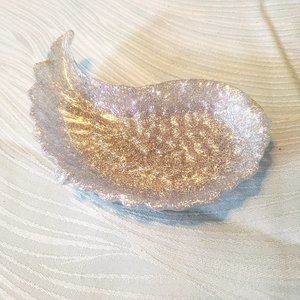 Super Sparkly! Handcrafted angel wing glitter resin trinket tray!